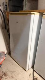 Vriezer/ijskast tafelmodel (gratis af te halen), Elektronische apparatuur, Koelkasten en IJskasten, Ophalen, Zo goed als nieuw