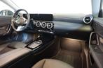 Mercedes-Benz CLA-Klasse 180 SB - TREKHAAK WEGKLAPBAAR, Auto's, CLA, Gebruikt, 136 pk, Leder en Stof