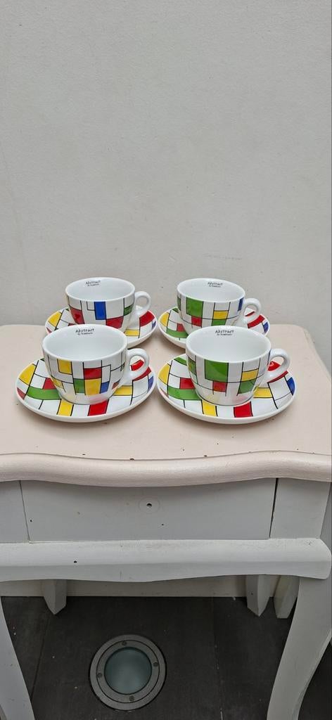 Koffietassen + ondertassen Mondriaan set van 4, Ophalen of Verzenden, Gebruikt, Porselein