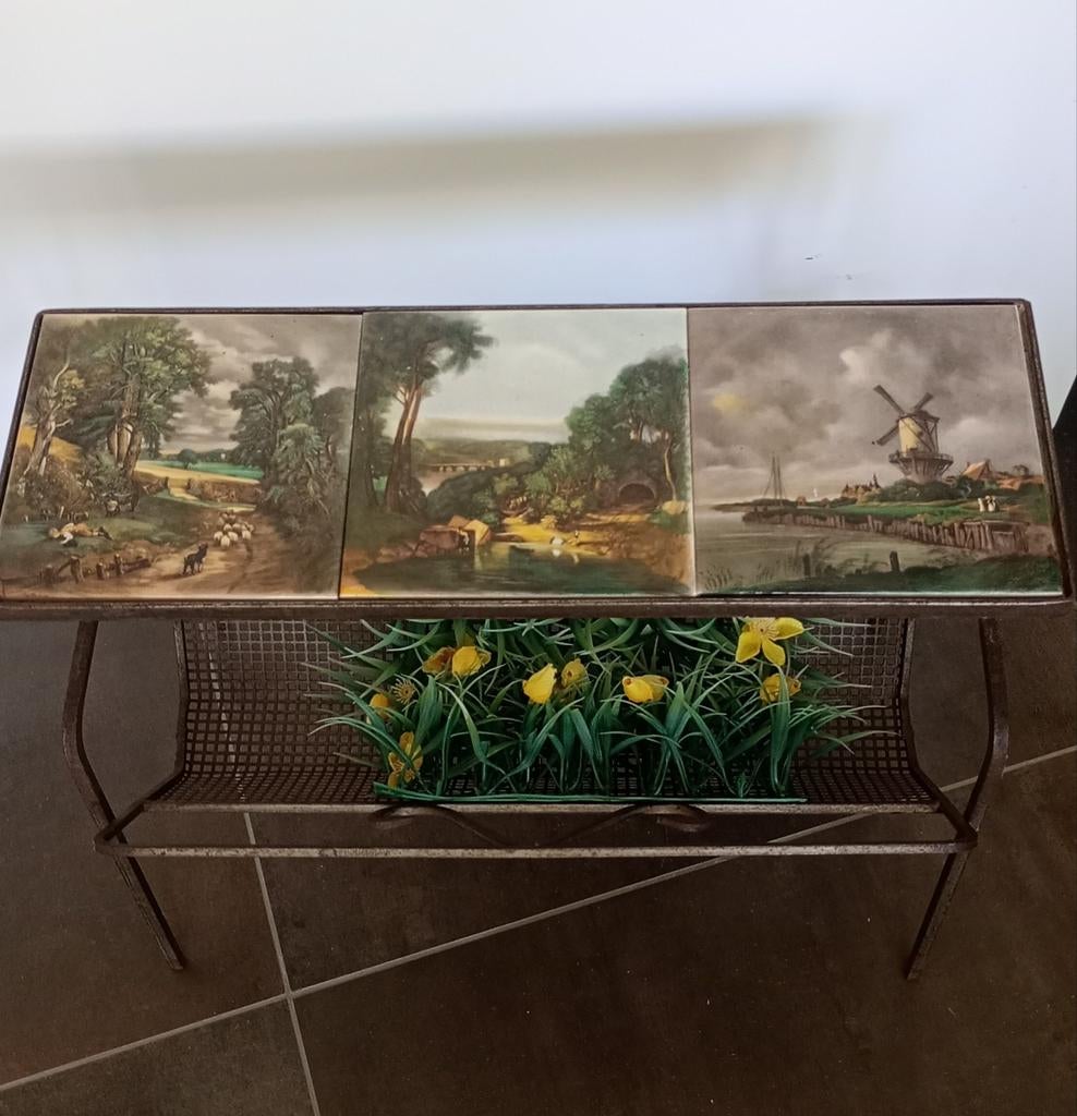 Vintage metalen krantenbak met typische mozaiektegels, Ophalen