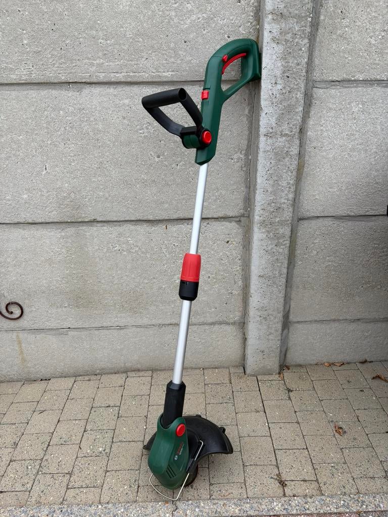 Bosch accu grastrimmer, Tuin en Terras, Ophalen, Zo goed als nieuw, Accu