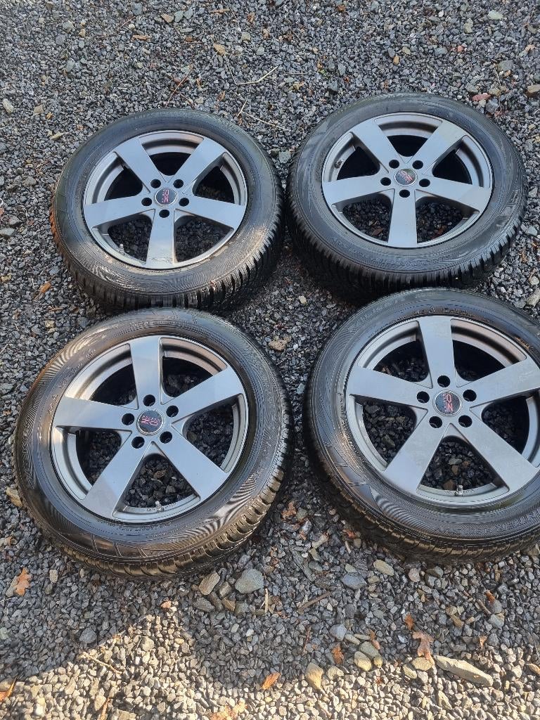 Bmw x1 velgen en 215/60/17 banden, Ophalen, 215 mm, Velg(en), 17 inch