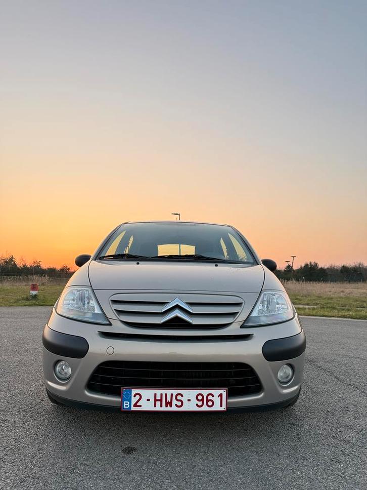 Citroën C3, Autos, Citroën, Particulier, C3, Attache-remorque, Essence, Euro 4, Hatchback, 5 portes, Boîte manuelle, Traction avant