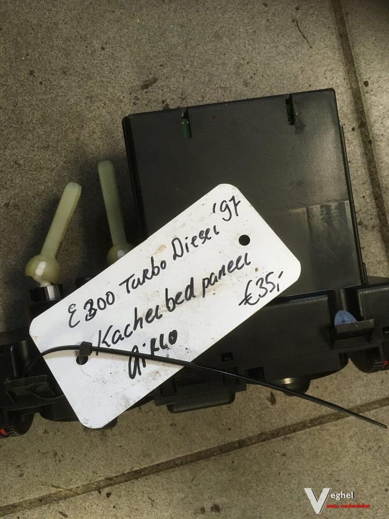 Mercedes E 300TD kachel bed. met airco 1997, -, Utilisé, -, -