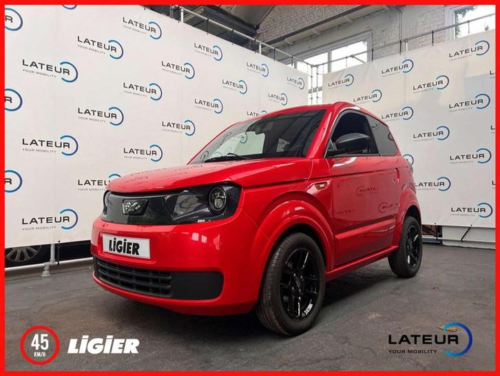 Ligier Myli IDeal E5 diesel Toledo Rood - Radio DIN Bluetoot, Auto's, Overige Auto's, Te koop, Elektrische ramen, Lichtmetalen velgen