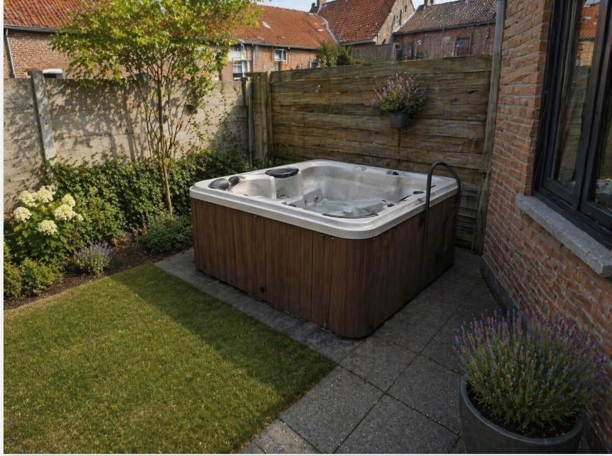 Jacuzzi occasion – entièrement fonctionnel a venir chercher, Tuin en Terras, Bubbelbaden en Hottubs, Ophalen, Afdekzeil