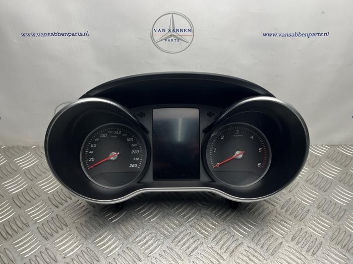 Compteur kilométrique KM d'un Mercedes C-Klasse, Autos : Pièces & Accessoires, Tableau de bord & Interrupteurs, Mercedes-Benz