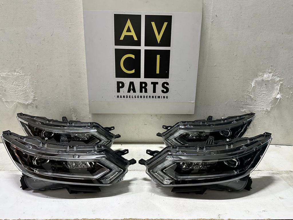 Koplamp SET Nissan Qashqai J11 facelift Full led links recht, -, Utilisé, -, Nissan