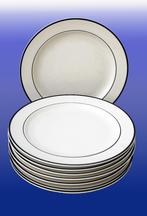 8 platte borden, Huis en Inrichting, Keuken | Servies, Overige materialen, Nieuw, Ophalen of Verzenden, Bord(en)