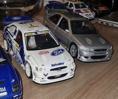 Maquettes de voitures Ford Escort Cosworth et Subaru, Enlèvement, Neuf, Voiture, UT Models