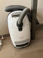 Miele stofzuiger S8330 2200W, Elektronische apparatuur, Stofzuigers, Gebruikt, Stofzuiger, 2000 watt of meer, Ophalen