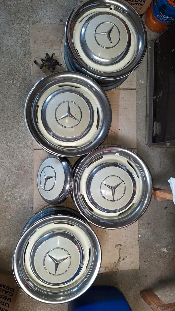Mercedes Benz 6Jx14H2 velgen compleet W111 W113, Auto-onderdelen, Banden en Velgen, Velg(en), Ophalen