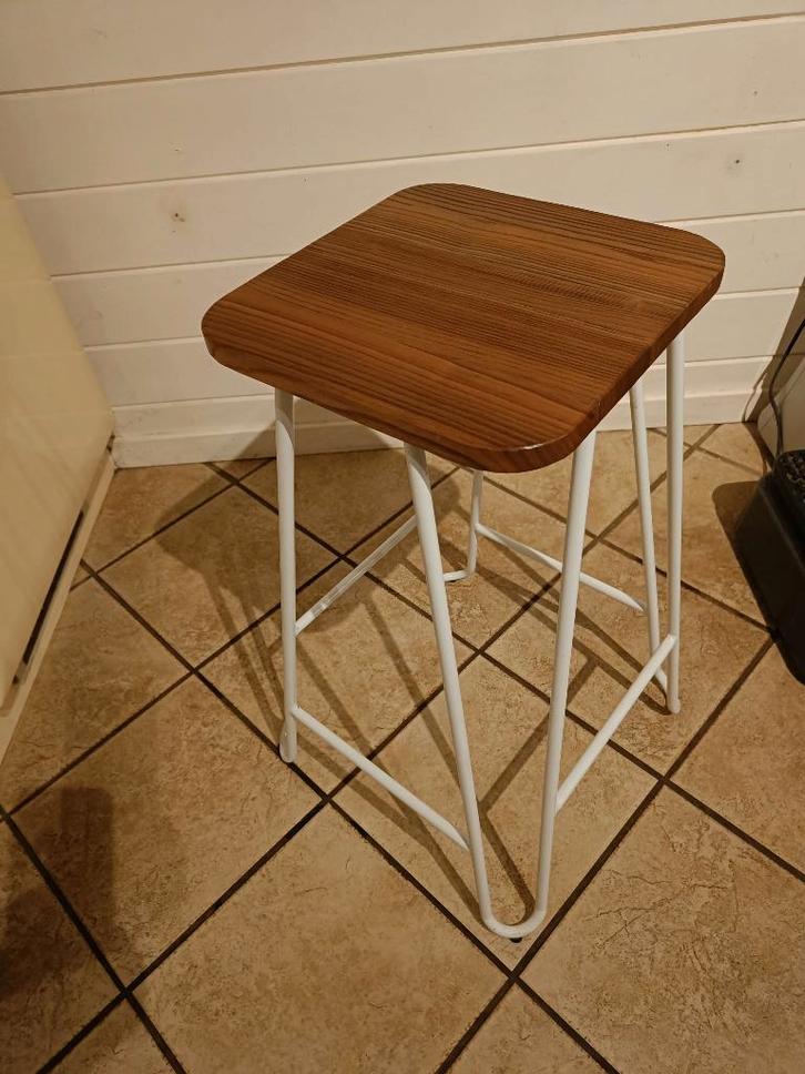 Barkrukken, Huis en Inrichting, Barkrukken, Zo goed als nieuw, 60 tot 90 cm, Metaal, 4 krukken, Met voetsteun, Ophalen