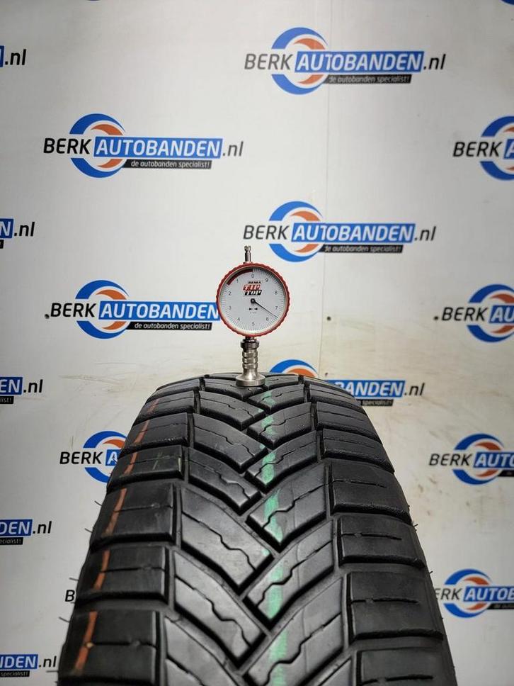 4x Michelin Agilis CrossClimate 215/60 R16C 103/101T 215/60/, Auto-onderdelen, Banden en Velgen, Band(en), All Season, 16 inch