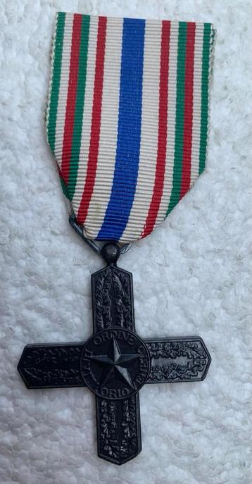 Medaille, Italie WOI Vittorio Veneto Veteran Cross 1918-1968 beschikbaar voor biedingen
