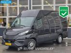 Iveco Daily 35S21 210PK Automaat 2025 model L2H2 ACC LED Nav, Auto's, Euro 6, 4 cilinders, Iveco, Zwart