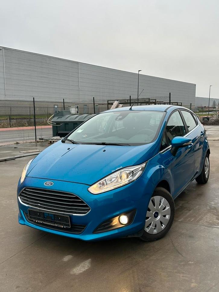 Ford fiesta 81000 km, Autos, Ford, Particulier, Fiësta, ABS, Airbags, Bluetooth, Ordinateur de bord, Hayon arrière électrique