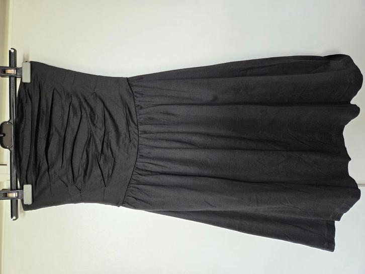 Petite robe noire de Massimo Dutti XS, Vêtements | Femmes, Habits de circonstance, Comme neuf, Enlèvement ou Envoi