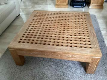 Mooie salontafel in OUDE MASSIEVE TEAK beschikbaar voor biedingen