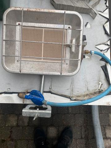 RADIANT CHAUFFAGE SUR BONBONNE beschikbaar voor biedingen