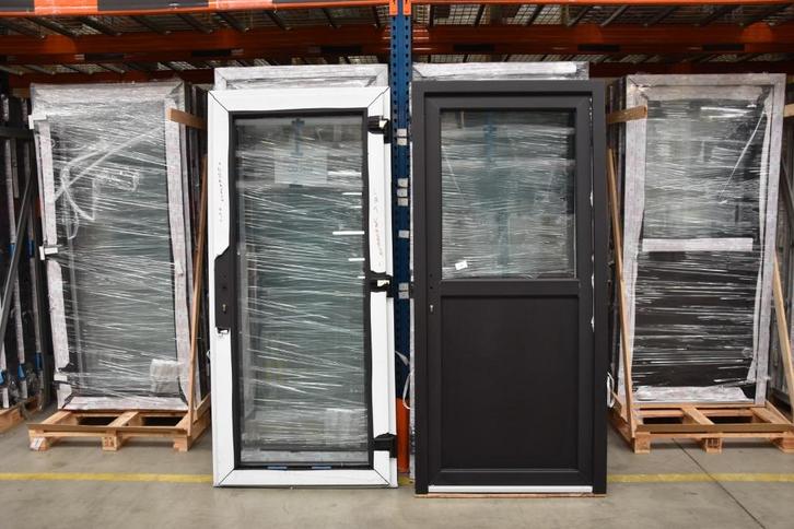 10.000 onmiddellijk kozijnen uit stock, ramen, schuiframen, Bricolage & Construction, Fenêtres & Moustiquaires, Neuf, Porte de garage