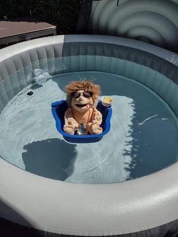 Jacuzzi intex spa deluxe greyhound 6 personen, Tuin en Terras, Ophalen, Zo goed als nieuw, Grondzeil, Opblaasbaar