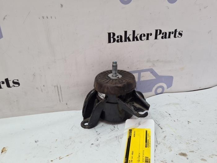 Motorsteun van een Hyundai I40, Auto-onderdelen, Ophanging en Onderstel, Hyundai, Gebruikt, 3 maanden garantie