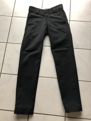 Carhartt zwarte broek beschikbaar voor biedingen