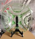 Beau plat Art Déco modèle "Sigrid" produit par August W, Ophalen