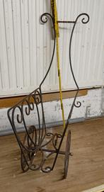 Petite Poussette en Fer Forgé pour bac à Fleur ou autre, Tuin en Terras, Bloembakken en Plantenbakken, Ophalen