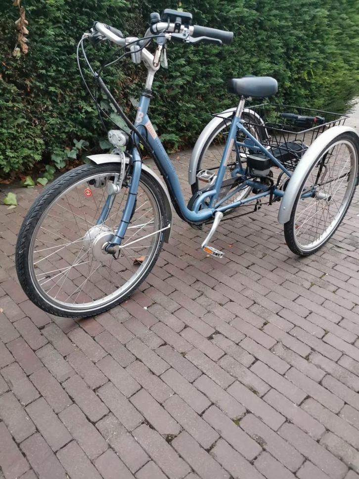 Elektrische driewieler fiets tri-bike meer info 0488826971, Fietsen en Brommers, Fietsen | Ligfietsen, Zo goed als nieuw, Ophalen of Verzenden