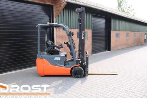 Toyota 8fbe20t heftruck elektrische triplex lepelverstelling, Zakelijke goederen, Machines en Bouw | Heftrucks en Intern transport