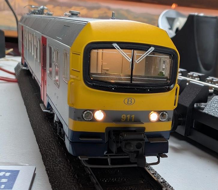 NMBS SNCB | VB-4004 |  AM86 MR86 Newlook '911' AC 3Rail |, Hobby en Vrije tijd, Modeltreinen | H0, Nieuw, Treinset, Wisselstroom