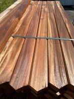 Hardhouten palen okan, Enlèvement, Comme neuf