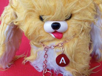 peluche vintage japonaise kawaii en fourrure jaune  70'S beschikbaar voor biedingen