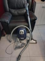 Stofzuiger AEG met hulpstukken, Enlèvement, Utilisé, Sac à poussière, Aspirateur