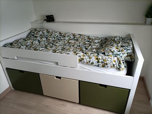 Kinderslaapkamer bed MET matras + kast volledige set, Huis en Inrichting, Slaapkamer | Complete slaapkamers, Zo goed als nieuw
