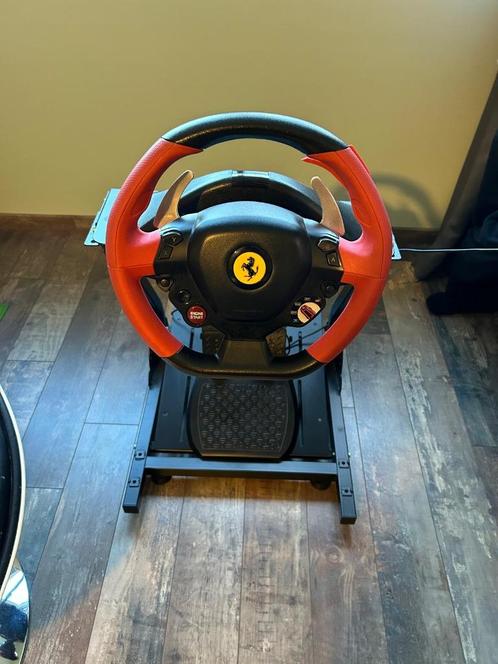 Thrustmaster Ferrari 458 Spider Racestuur, Consoles de jeu & Jeux vidéo, Consoles de jeu | Xbox | Accessoires, Comme neuf, Xbox Original