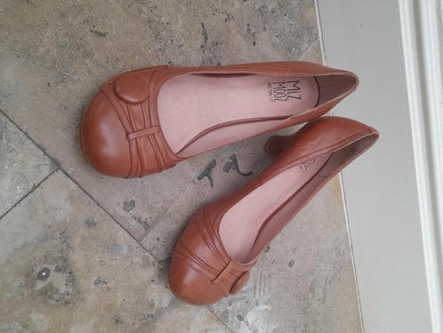 Lichtbruine pumps Miz Mooz, maat 39, Kleding | Dames, Schoenen, Zo goed als nieuw, Pumps, Bruin, Ophalen