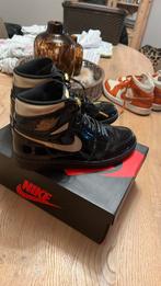 Nike air Jordan 1 retro high  OG black metallic gold, Comme neuf, Sneakers et Baskets, Jordan, Noir