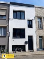 Huis te koop in Deurne, 3 slpks, 140 m², Vrijstaande woning, 3 kamers