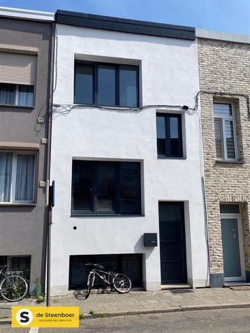 Huis te koop in Deurne, 3 slpks beschikbaar voor biedingen