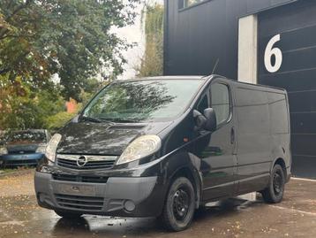 Opel vivaro  3 zit | 2.0 cdti | 182dkm | Airco | 2011 beschikbaar voor biedingen