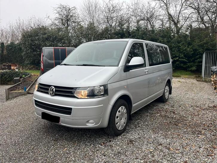 Volkswagen Caravelle T5, Autos, Camionnettes & Utilitaires, Particulier, Volkswagen, Diesel, Euro 5, Automatique, Enlèvement