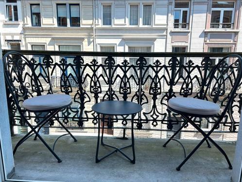 Buitenset klapstoelen tafeltje en kussentjes, Tuin en Terras, Tuinstoelen, Gebruikt, Metaal, Inklapbaar, Ophalen