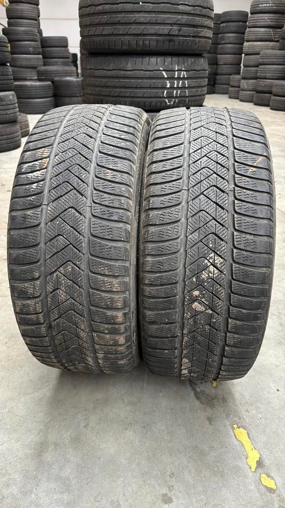 2553521 255/35R21 marque d'hiver Pirelli, Autos : Divers, Pièces de sport automobile, Enlèvement
