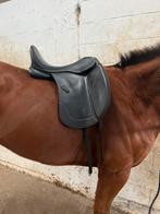 Dressuur zadel te koop, Animaux & Accessoires, Chevaux & Poneys | Selles, Enlèvement, Comme neuf, Dressage