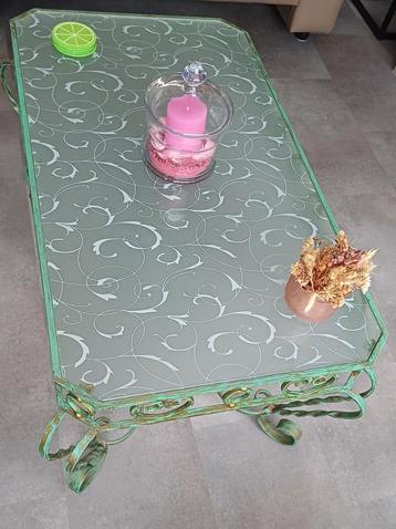 Salontafel  beschikbaar voor biedingen