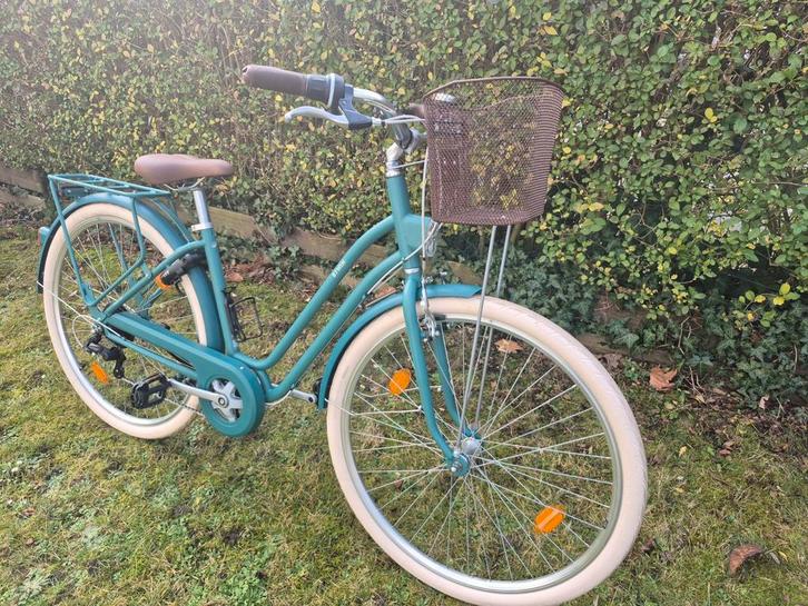 Vélo de ville 28pouces taille S/M, Vélos & Vélomoteurs, Vélos | Filles, Comme neuf, 26 pouces ou plus, Frein à main, Vitesses