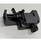 Mercedes-Benz Bouchon de réservoir et verrou de soupape, Autos : Pièces & Accessoires, Enlèvement ou Envoi, Utilisé, Mercedes-Benz